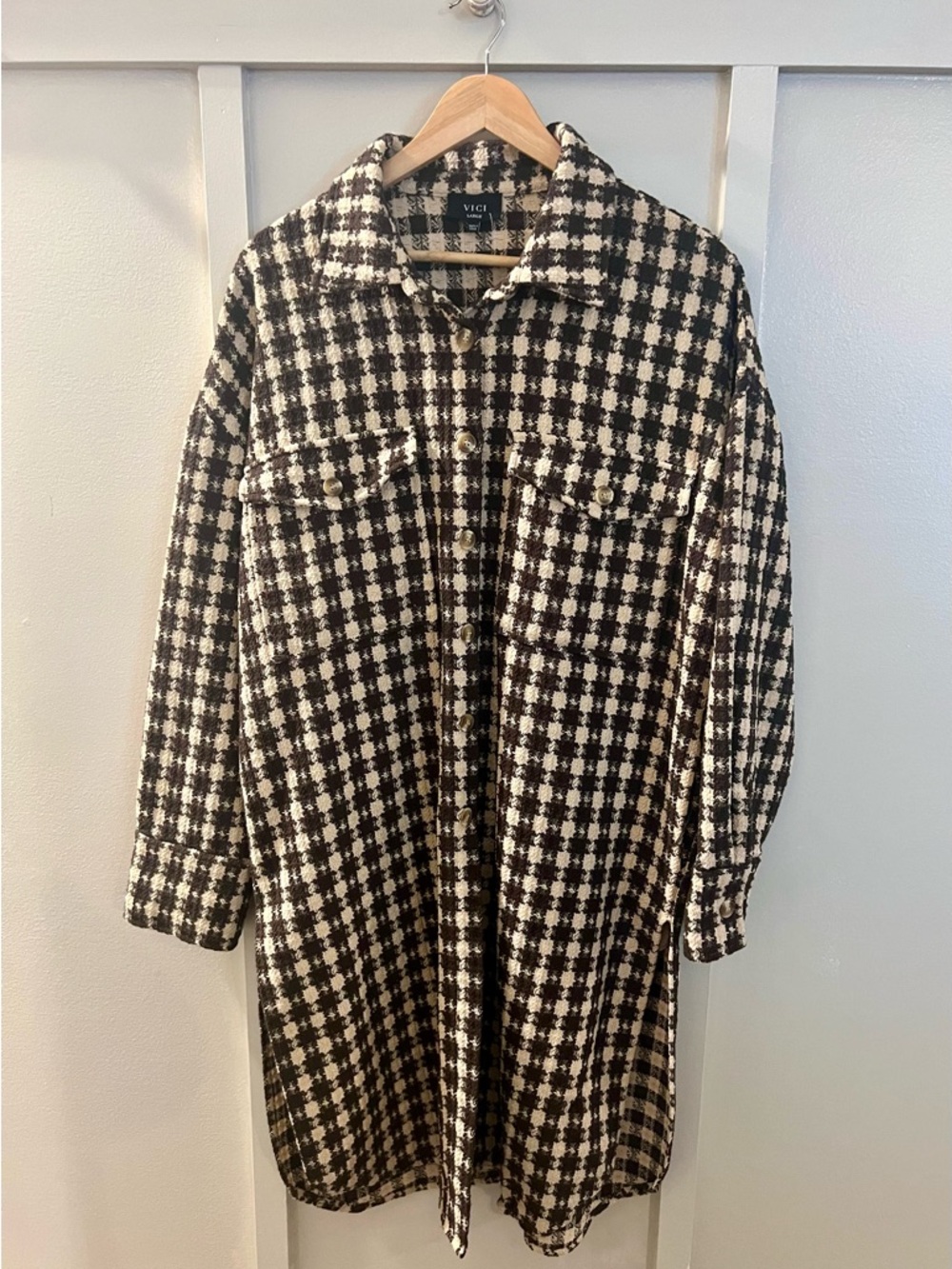 Vici Houndstooth Button-Front Shacket in Black & Cream